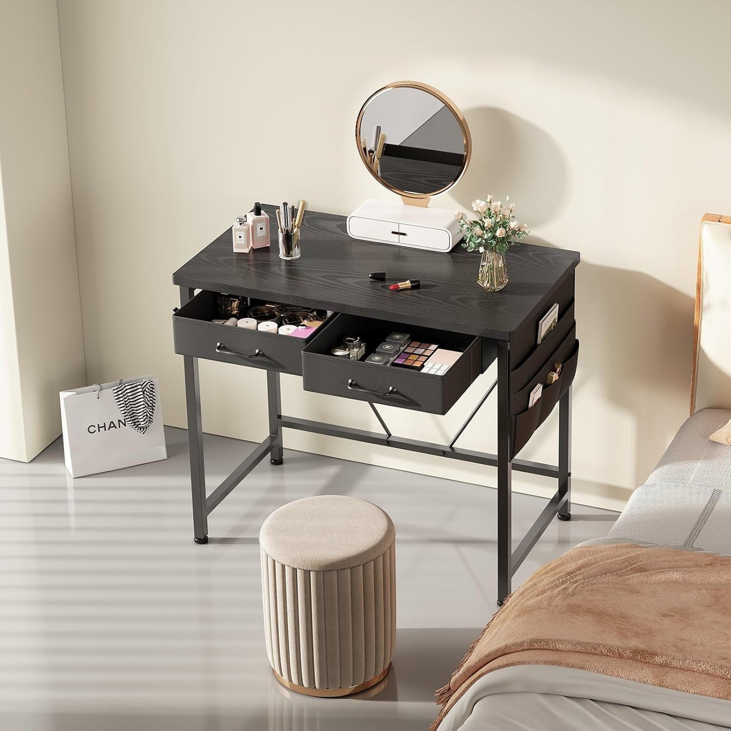 Compact Nano 31.5-inch desk with built-in storage from ErgoDamy, featuring a sleek modern design and functional workspace.